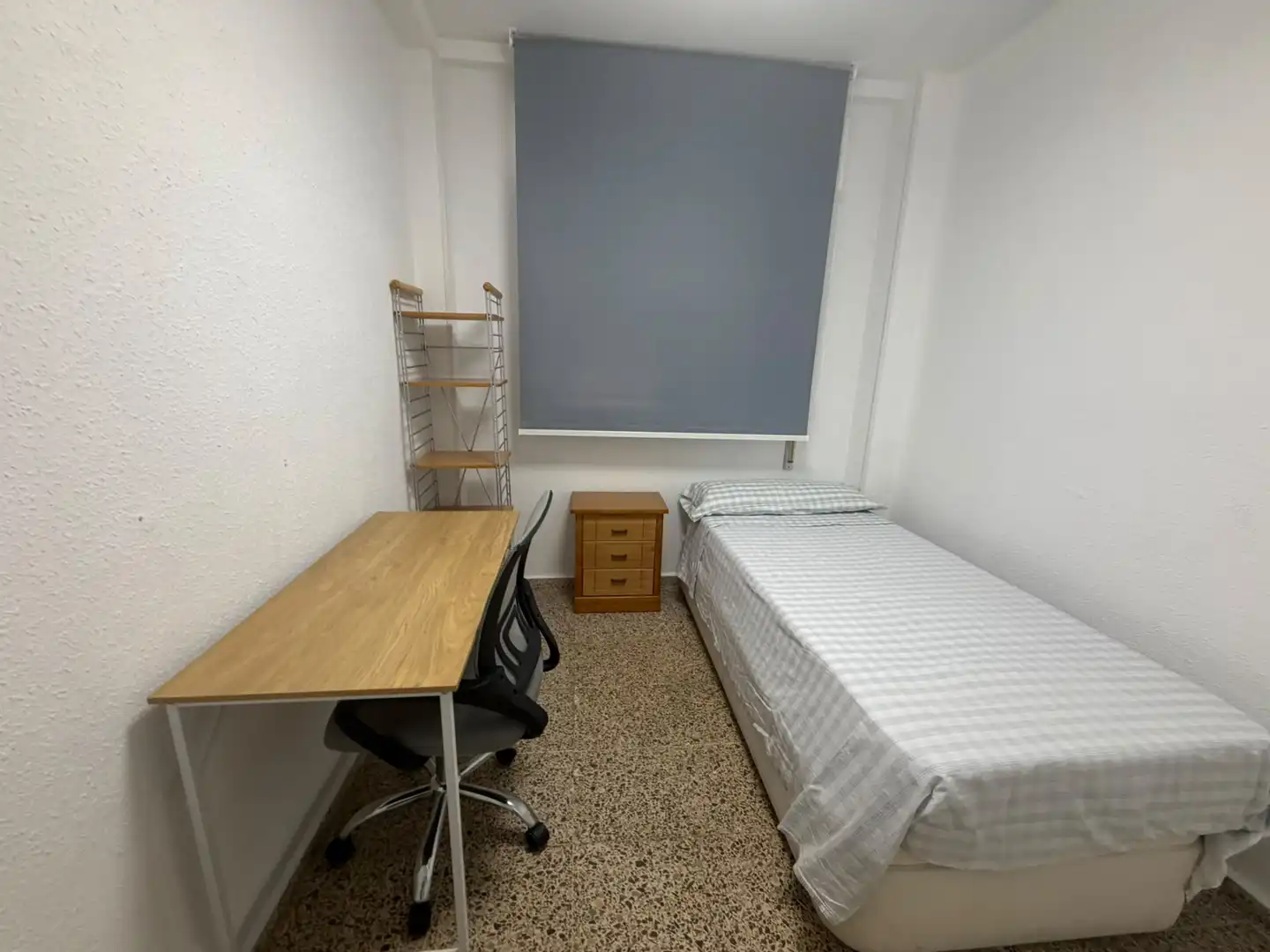 Flat with terrace to rent in Calle Santa María del Valle 17, imagen 18