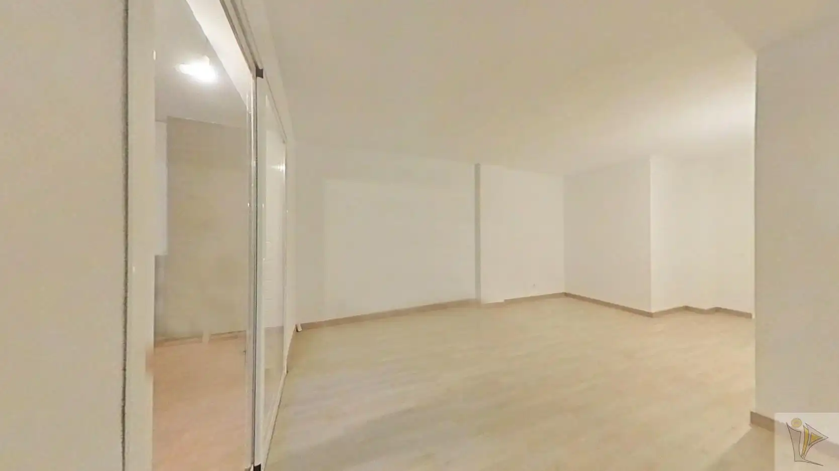 Flat for sale in CL BELZUNEGUI , Puerta Bonita
