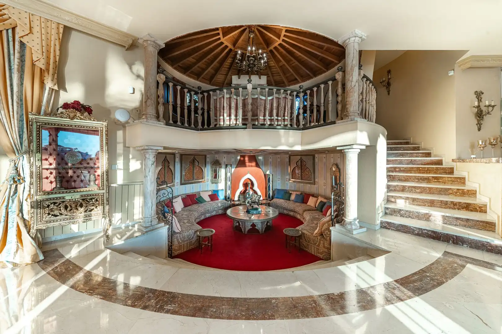 Country homes for sale in Benahavís  with Terrace and Furnished