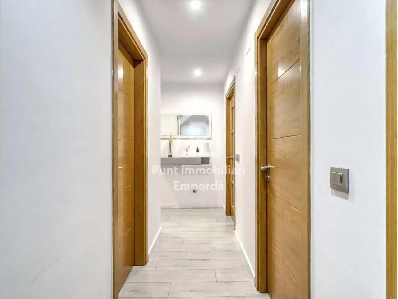 Flat for sale in Figueres  with Air Conditioner, Heating and Private garden