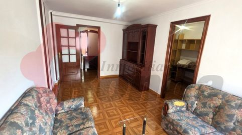 Foto 3 de Piso en venta en A Piriganlla - Albeiros - Garabolos, Lugo Capital
