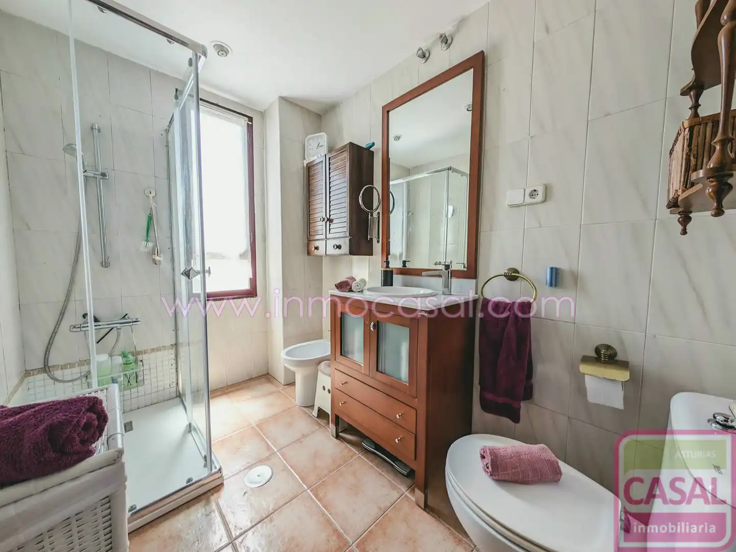 Badezimmer von Wohnung zum Verkauf in Oviedo  mit Heizung, Abstellraum und Möbliert