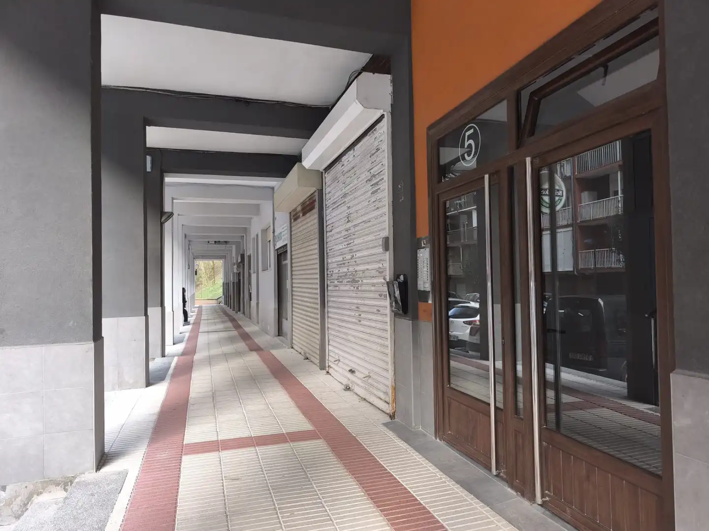 Piso en venta en Errenteria con Balcón