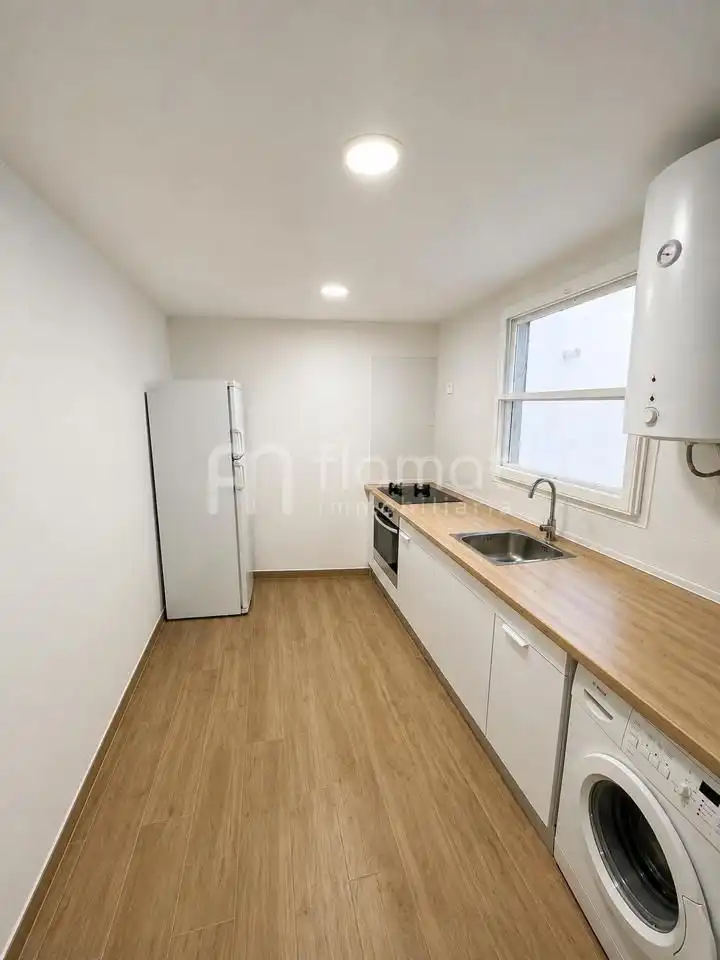 Cuina de Pis en venda en Figueres amb Terrassa