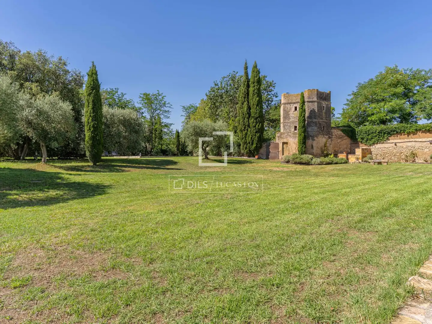 Finca rústica en venta en Garrigàs con Aire acondicionado, Calefacción y Jardín privado