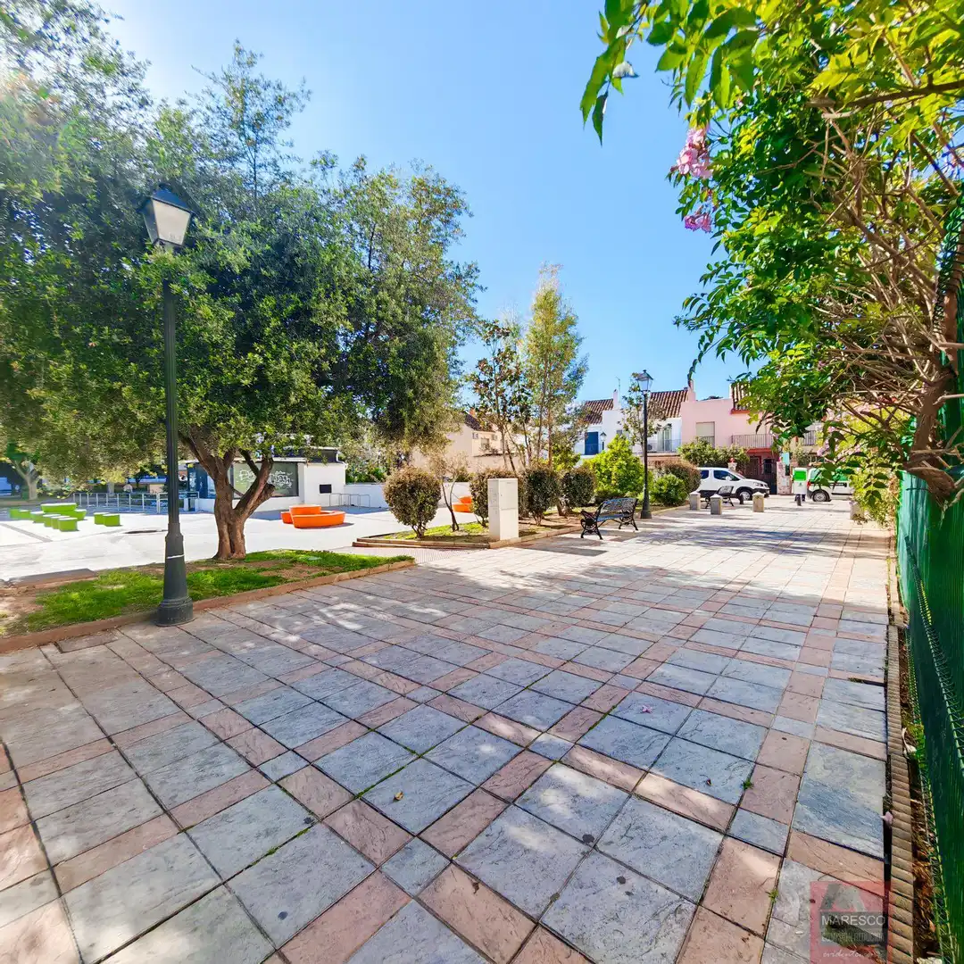 Außenansicht von Wohnung zum Verkauf in Fuengirola mit Klimaanlage, Terrasse und Abstellraum