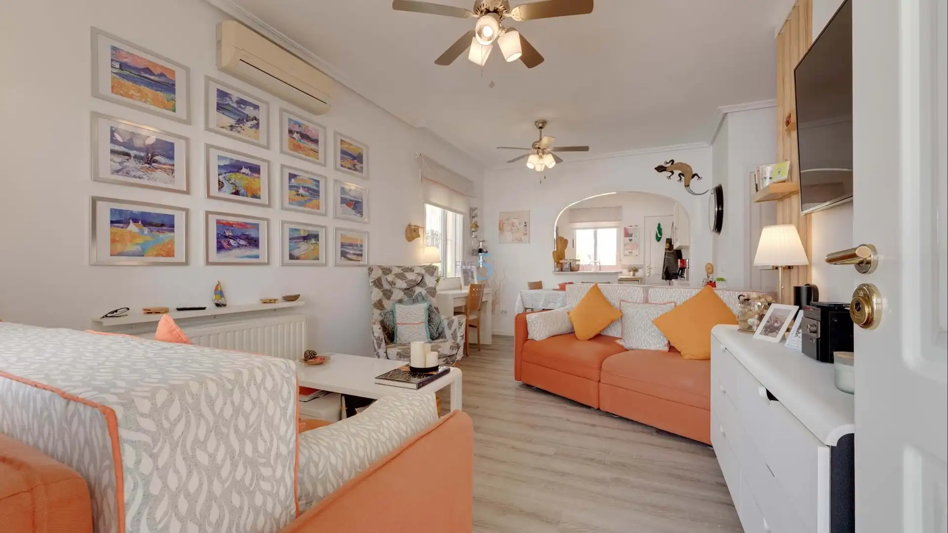 Casa con piscina en venta en El Pinar de Campoverde, imagen 5