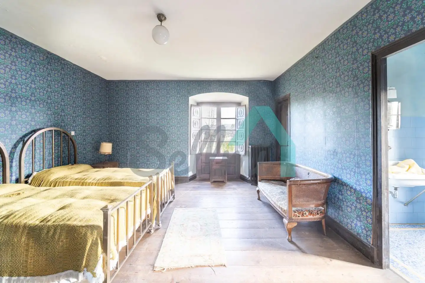 Habitación de Casa o chalet en venta en Oviedo  con Jardín privado y Balcón