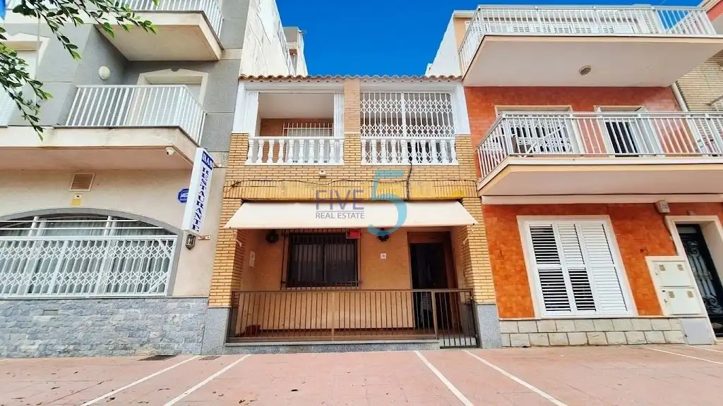 Villa con terrazza in vendita a Santiago de la Ribera