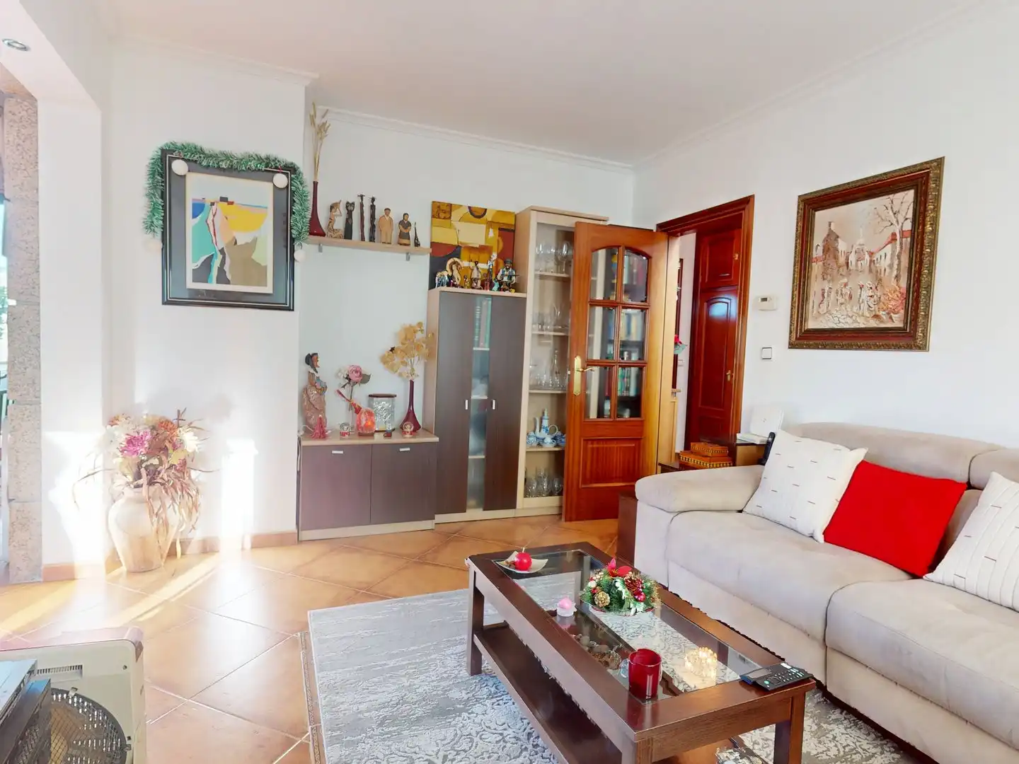 Living room of Houses for sale in Vigo   with Heating, Private garden and Storage room