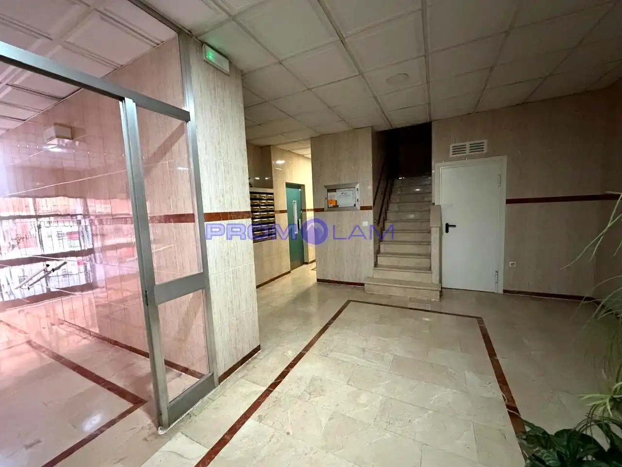 Piso en venta en San Juan de Aznalfarache con Aire acondicionado y Terraza
