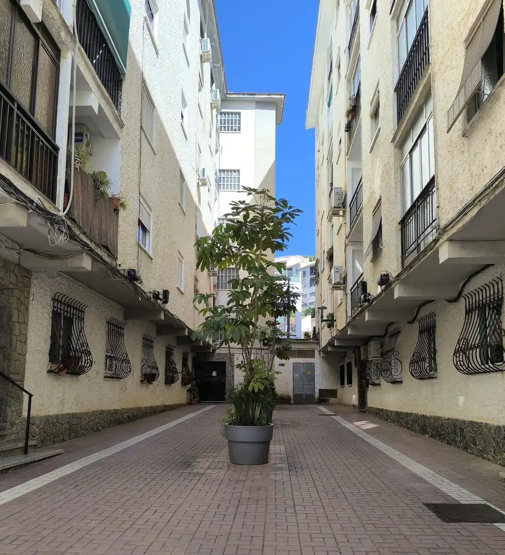 Vista exterior de Piso en venta en Málaga