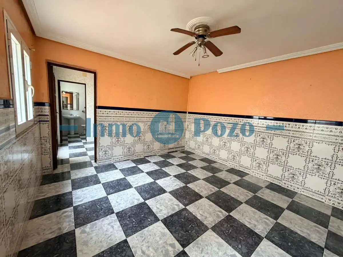 Haus zum Verkauf in Almendralejo, imagen 4
