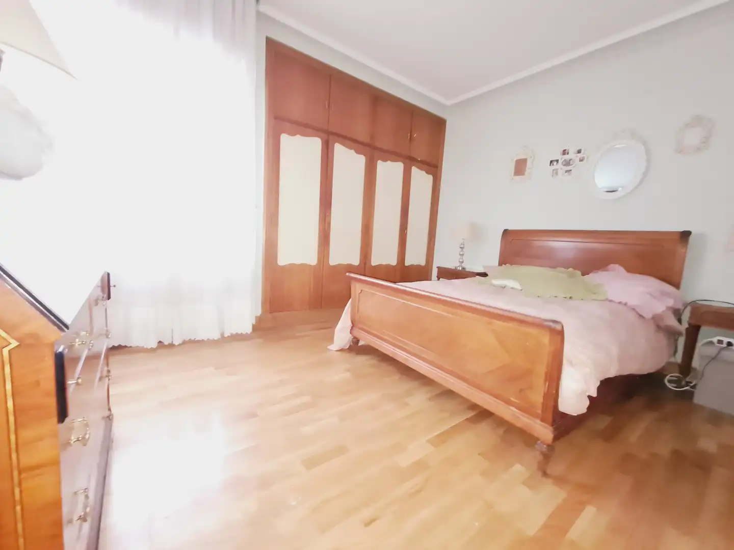 Bedroom of Flat for sale in  Pamplona / Iruña  with Heating, Parquet flooring and Furnished