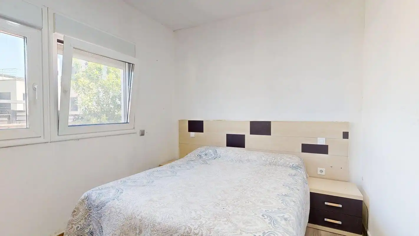 Dormitori de Casa o xalet en venda en Cuarte de Huerva amb Aire condicionat, Jardí privat i Terrassa