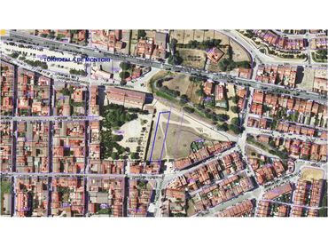 Residential land for sale in Ronda Països Catalans 23