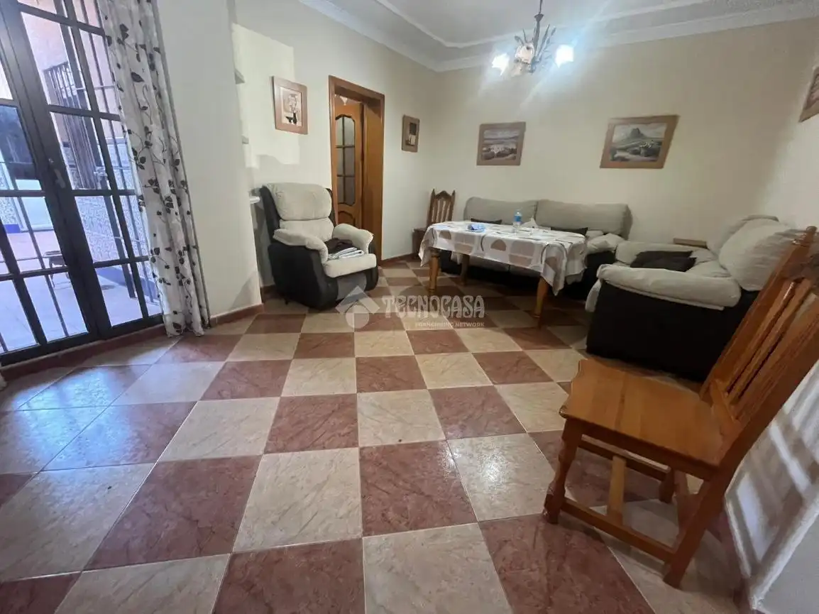 Sala d'estar de Casa o xalet en venda en Dos Hermanas