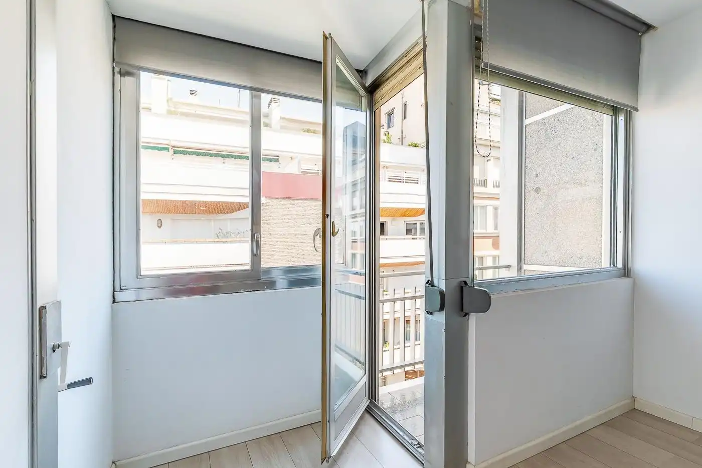 Balcony of Apartments for rent in Madrid  with Heating and Storage room