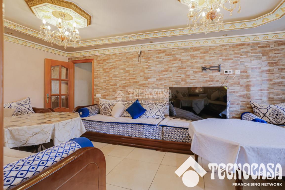 Sala d'estar de Pis en venda en Santa Coloma de Gramenet amb Aire condicionat i Balcó