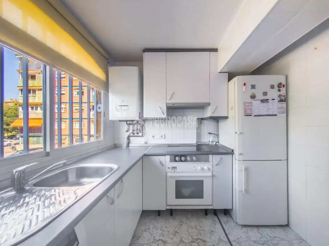 Cocina de Piso en venta en Madrid