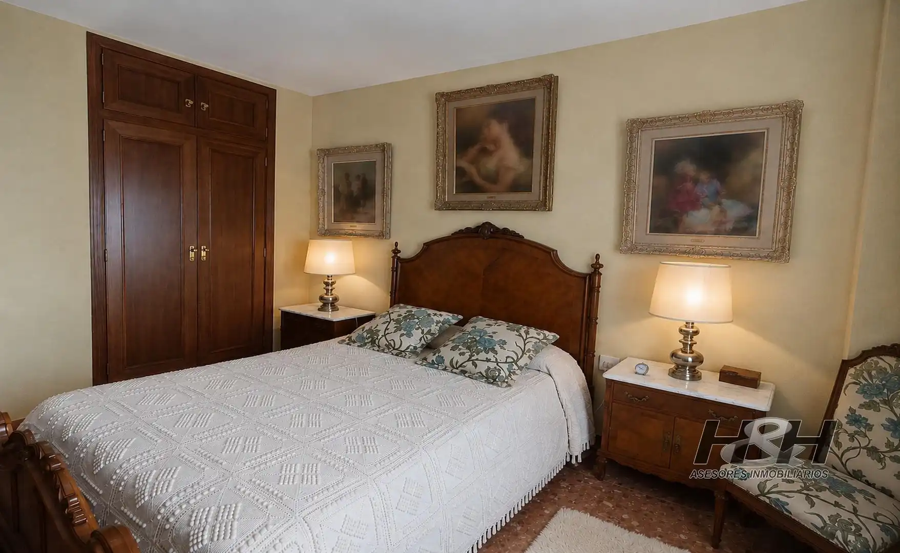 Habitación de Piso en venta en Náquera con Jardín privado, Terraza y Balcón