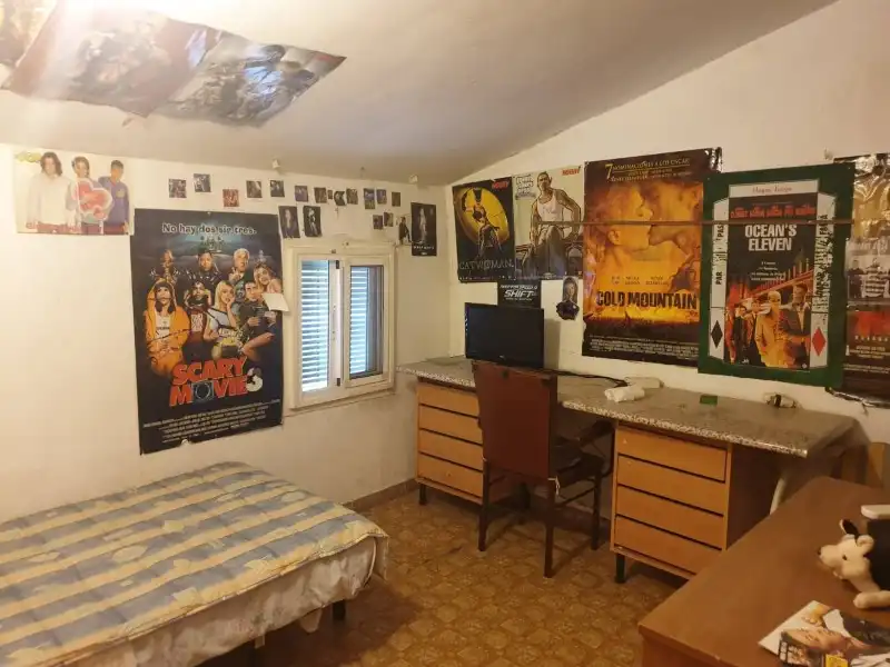 Dormitori de Casa o xalet en venda en Serradilla amb Aire condicionat, Jardí privat i Traster