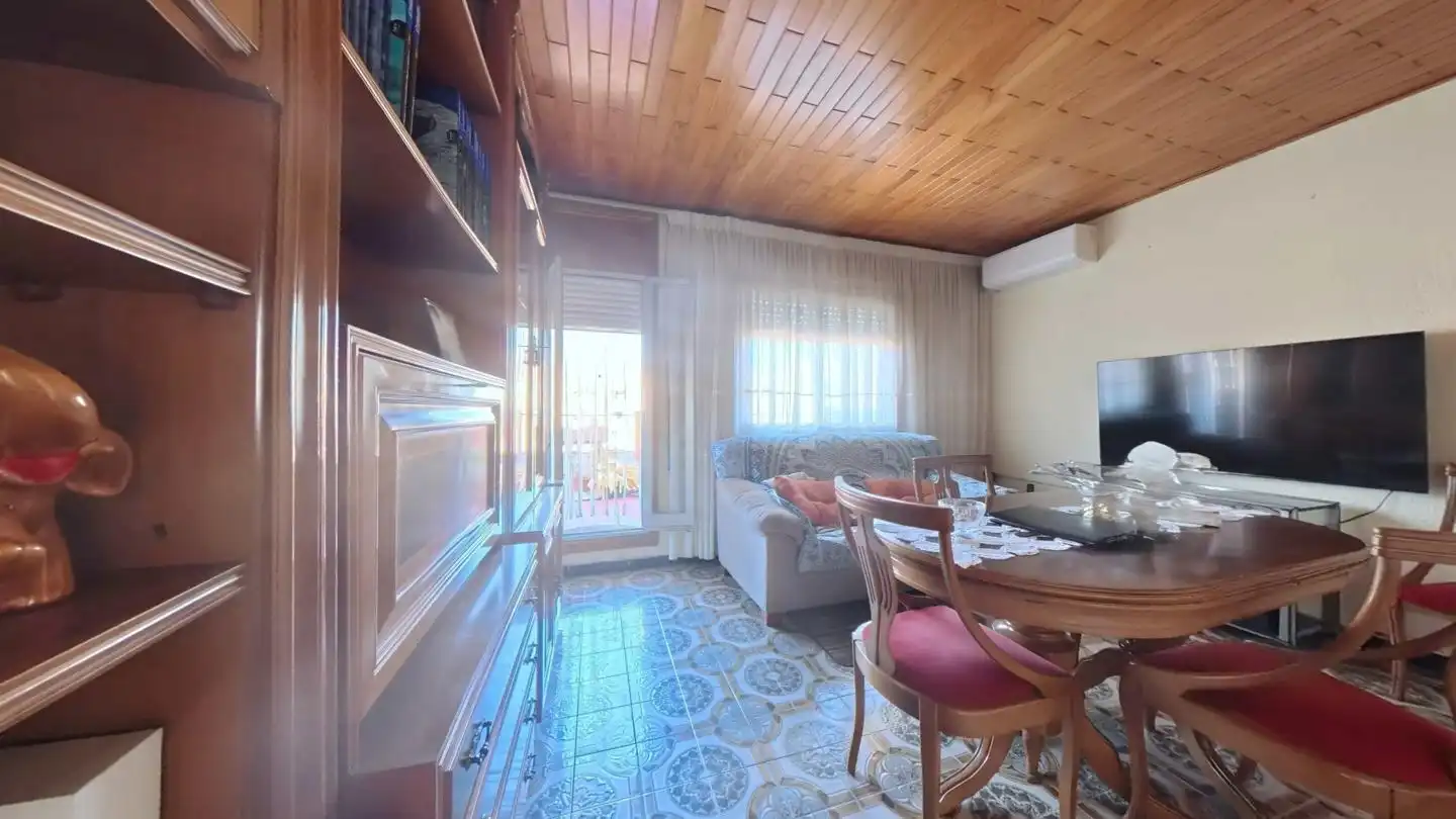 Living room of Attic for sale in Cornellà de Llobregat  with Air Conditioner
