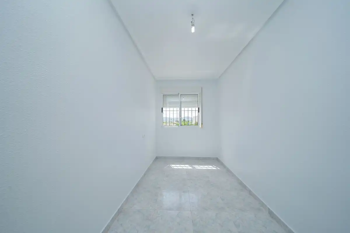 Habitación de Piso en venta en Orihuela con Calefacción y Trastero