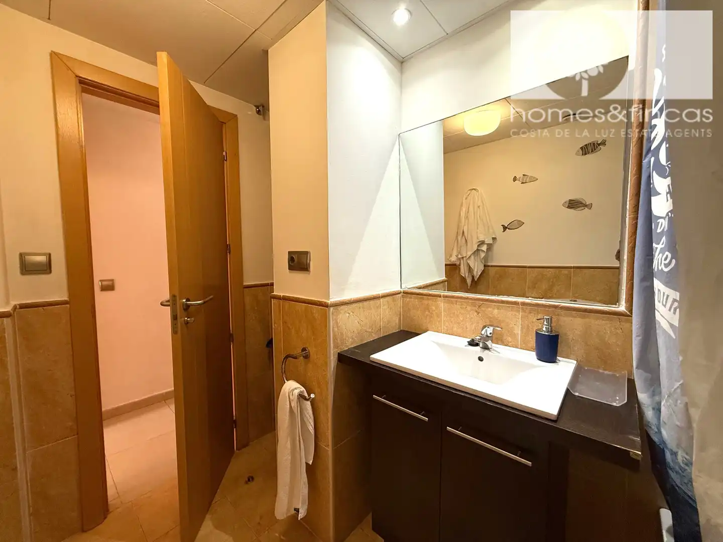 Baño de Ático en venta en Ayamonte con Aire acondicionado, Amueblado y Piscina comunitaria