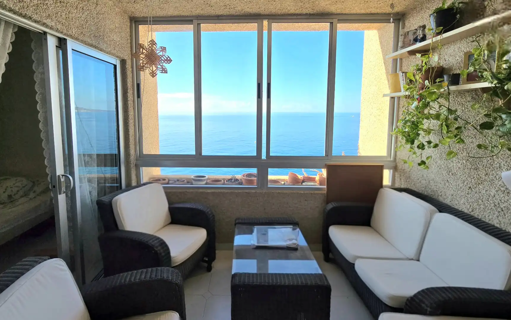Terraza de Piso en venta en El Rosario con Amueblado y Piscina comunitaria