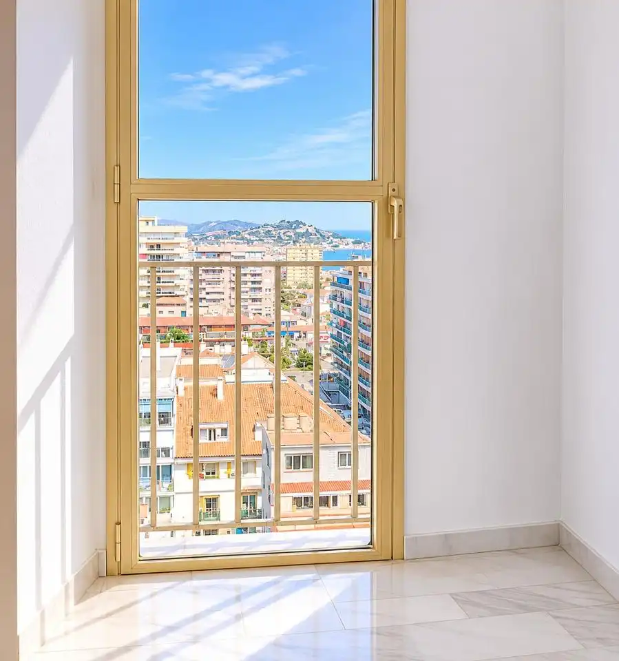Flat with lift for sale in Jacinto Benavente, imagen 4