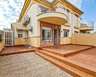 Exterior view of Single-family semi-detached for sale in Orihuela  with Terrace