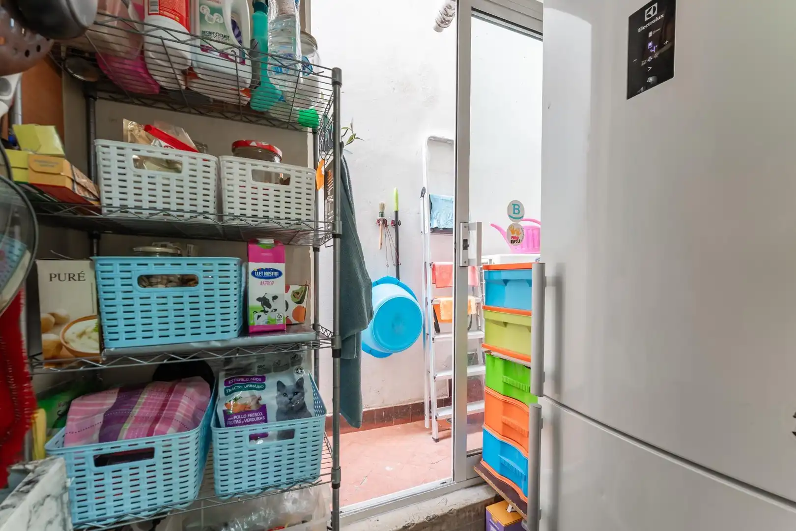 Küche von Wohnung zum Verkauf in Barcelona mit Klimaanlage