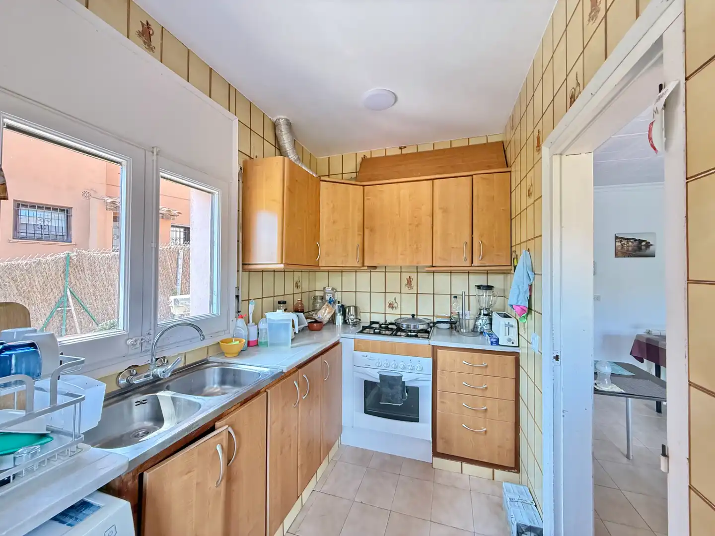 Casa con terraza en venta en Carrer de Guillem de Bonadona 14, imagen 8