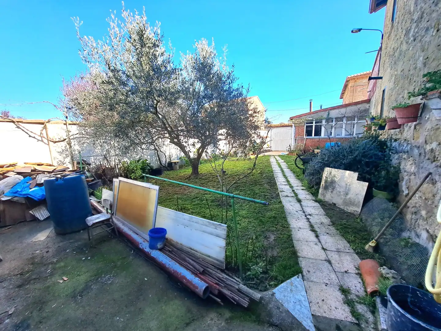 Casa adosada en venda en Baños de Rioja amb Calefacció, Jardí privat i Terrassa