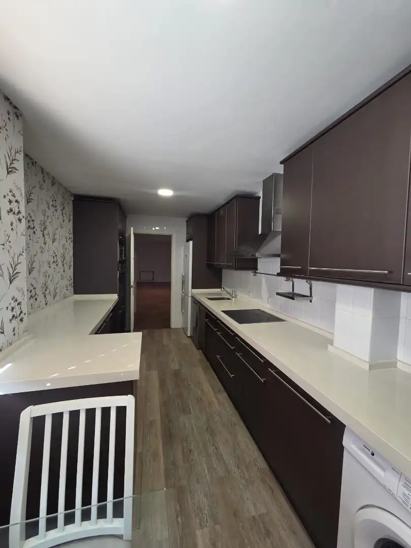 Cocina de Ático de alquiler en Badajoz con Aire acondicionado, Calefacción y Parquet