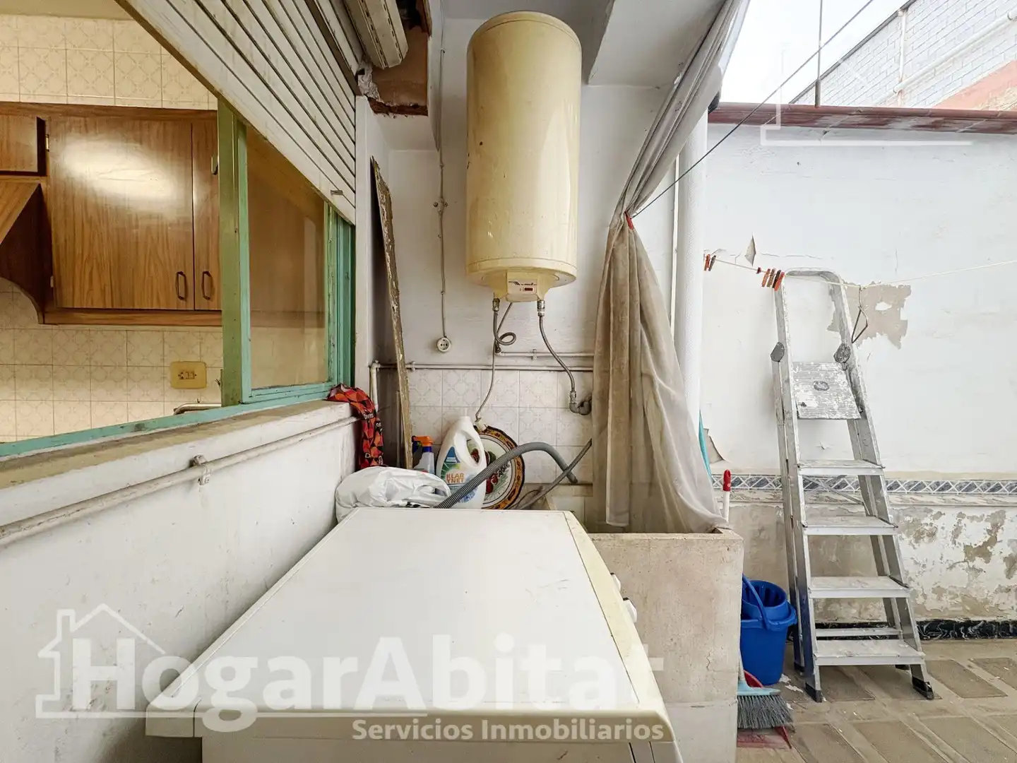 Cuina de Casa o xalet en venda en Tavernes de la Valldigna amb Terrassa i Traster