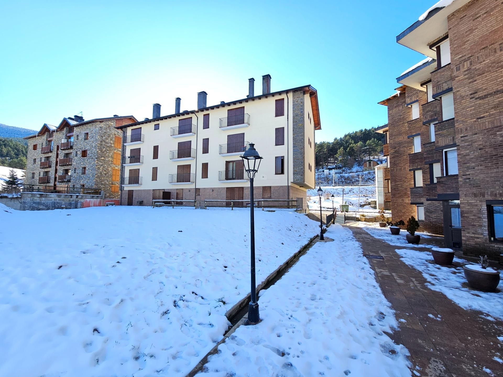 Exterior view of Flat for sale in Alp  with Parquet flooring