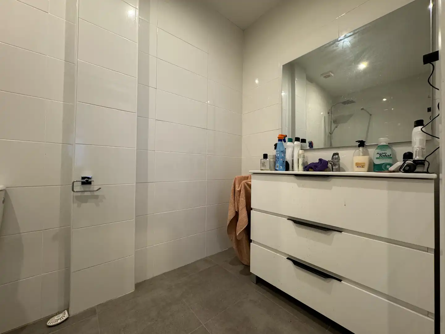 Baño de Local en venta en Barcelona
