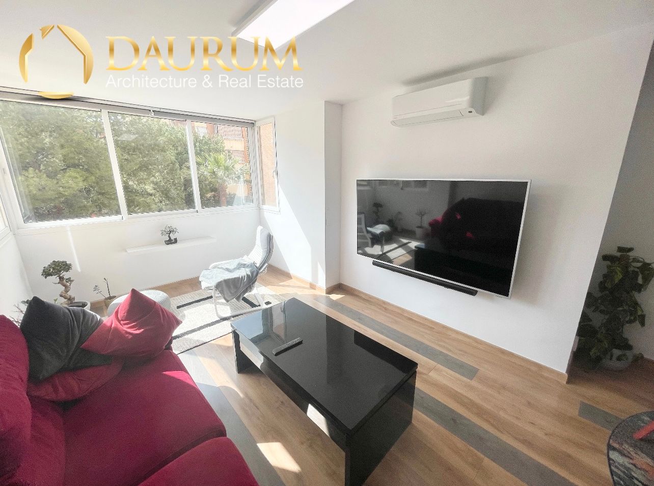 Living room of Flat for sale in Málaga Capital  with Air Conditioner, Heating and Furnished