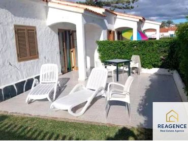 Chalet con piscina en venta en Avenida Estados Unidos