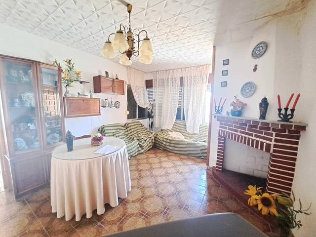 Casa-chalet en Venta en Chauchina