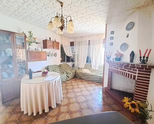 Sala d'estar de Casa o xalet en venda en Chauchina amb Jardí privat, Moblat i Balcó