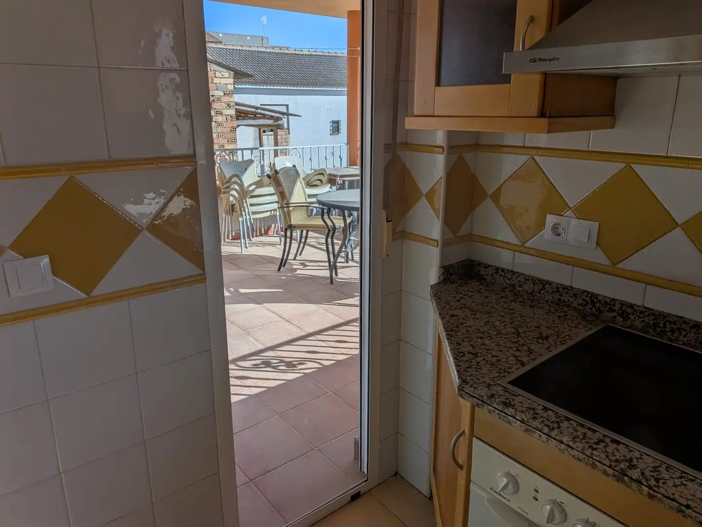 Kitchen of Flat for rent in Alhendín  with Air Conditioner, Heating and Terrace