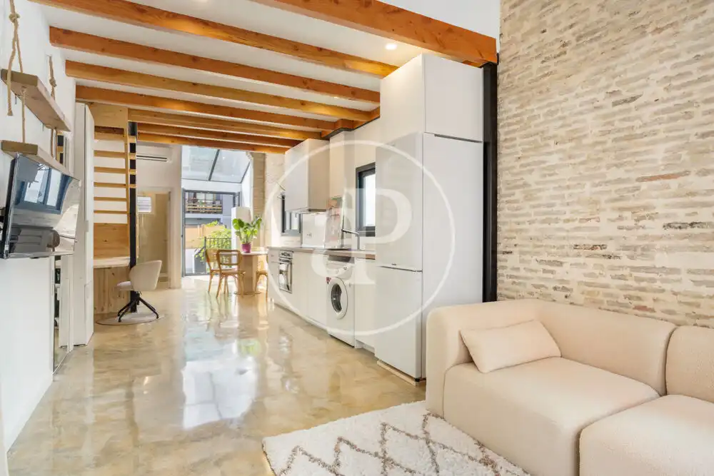 Sala d'estar de Pis de lloguer en Valencia amb Aire condicionat, Calefacció i Terrassa