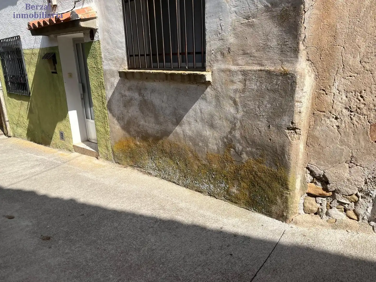 Vista exterior de Casa o xalet en venda en Santa Engracia del Jubera