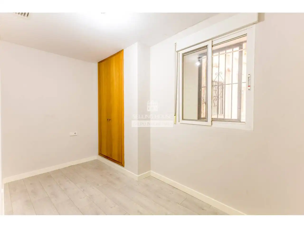 Flat for sale in Valencia  with Heating, Parquet flooring and Balcony