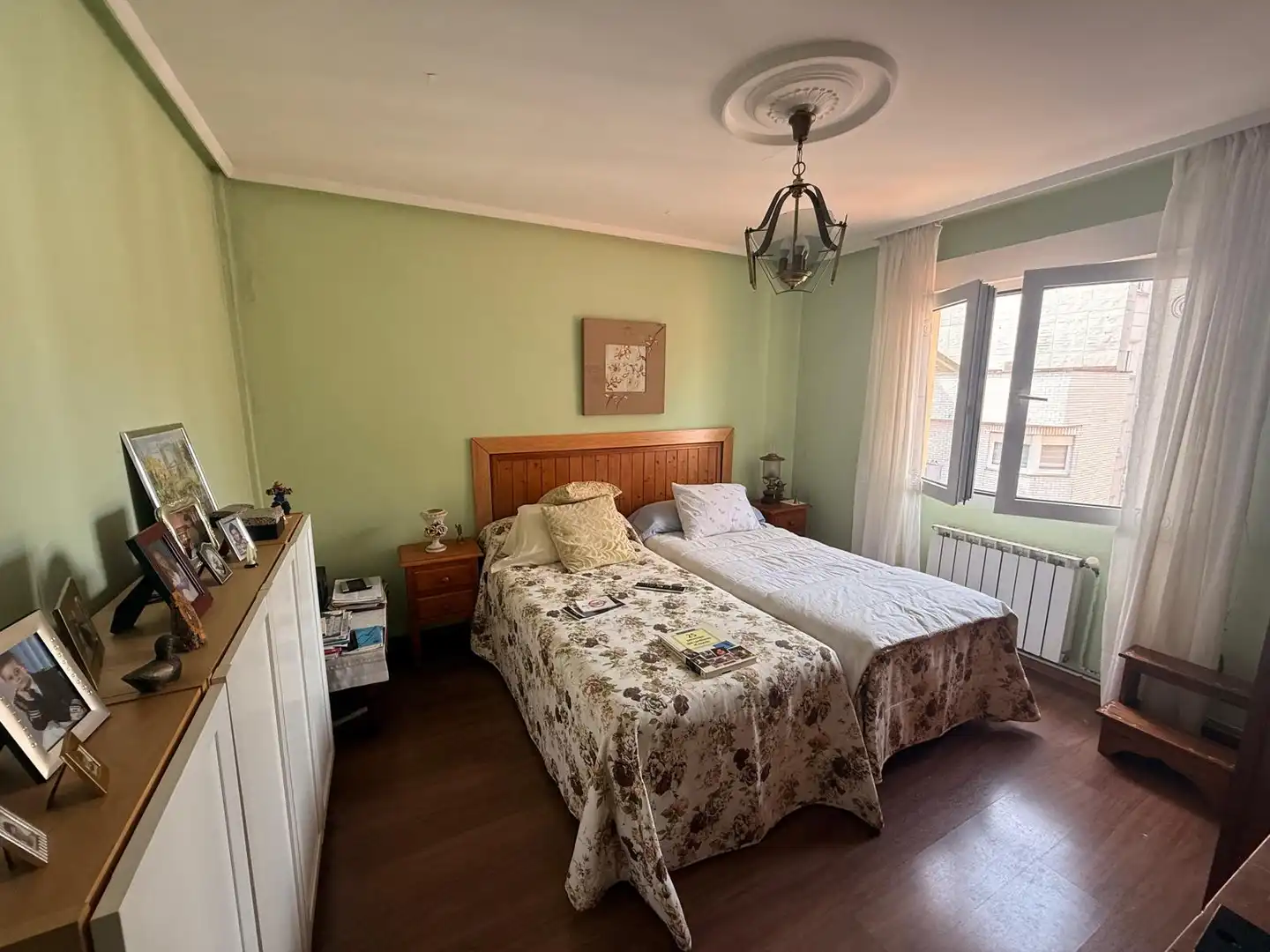 Habitación de Piso en venta en Gijón  con Calefacción