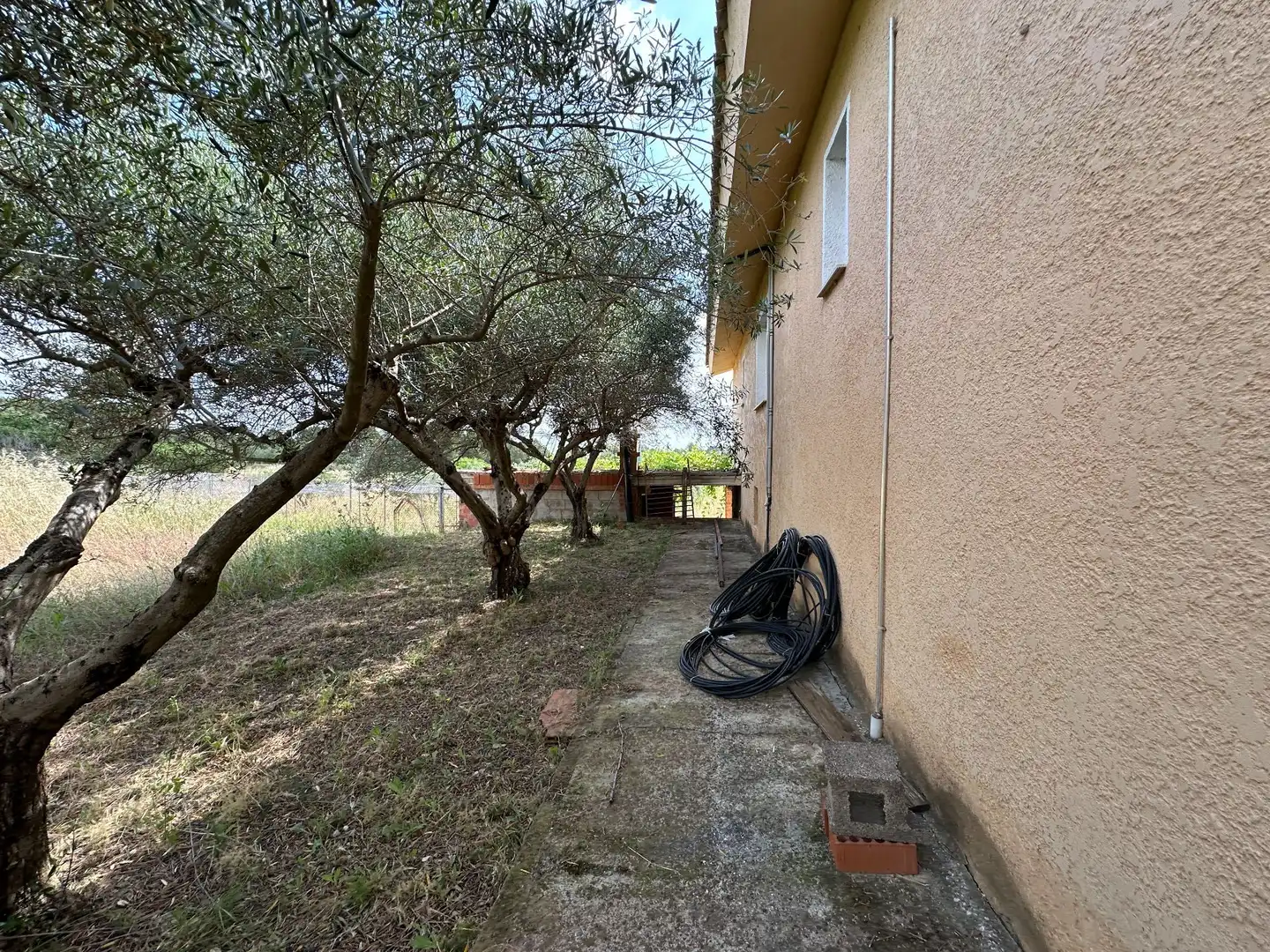 Houses for sale in Ontinyent  with Air Conditioner, Heating and Private garden