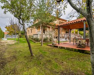 Garden of House or chalet for sale in Navas de Riofrío  with Air Conditioner, Terrace and Swimming Pool